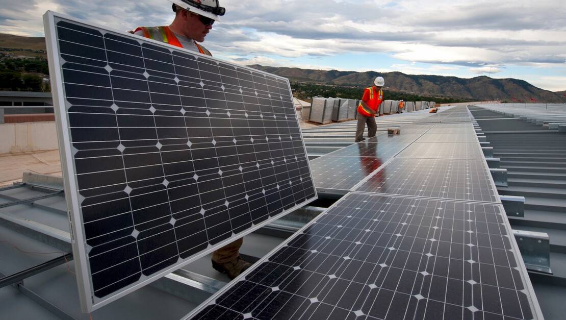 solar-panels-1794467.jpg solar-panels-1794467.jpg