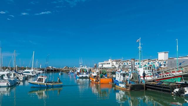 port-3405436_640.jpg port-3405436_640.jpg