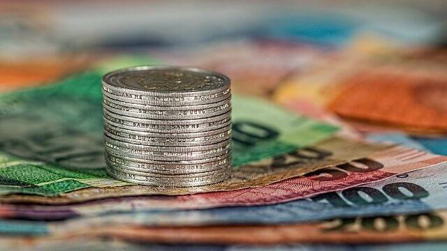 coins-g93a958444_640.jpg coins-g93a958444_640.jpg